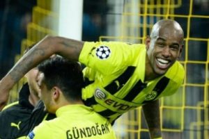 Santana Schalke'nin kıskacında!