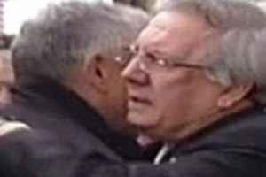 Serkan Acar'ın tabutunu g&ouml;r&uuml;nce ağladı