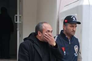 Alacak verecek meselesinde kan d&ouml;k&uuml;ld&uuml;