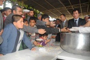 7 bin kişiye Kutlu Doğum pilavı dağıtıldı