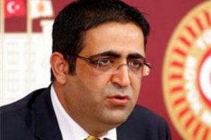 Emine &Uuml;lker Tarhan'a BDP'den sert tepki