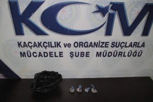 Zehir tacirleri yakayı ele verdi