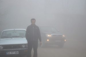 G&ouml;z g&ouml;z&uuml; g&ouml;rm&uuml;yor