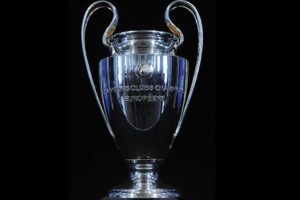 UEFA Avrupa Ligi Kupası Amsterdam'da
