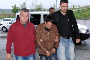Katili &uuml;vey oğlu &ccedil;ıktı