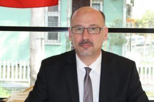 AK Parti'de deprem