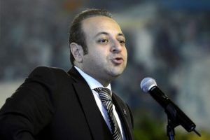 Bakan muhalefete y&uuml;klendi