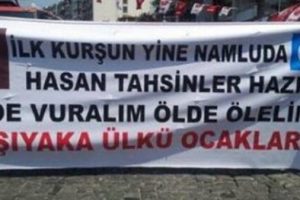 MHP mitinginde pankart krizi
