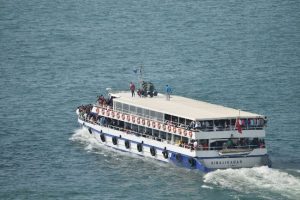 Taraftarlardan tehlikeli yolculuk