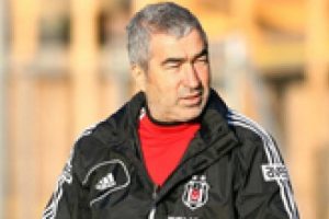 İstifa mı ediyor?