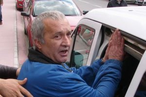 Otelde silahla dehşet sa&ccedil;an şahıs yakalandı