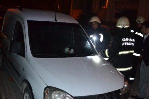 Kamyoneti yanmaktan itfaiye kurtardı