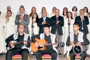 Akil insanlar'dan m&uuml;zik a&ccedil;ılımı