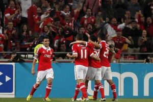 Benfica korkuttu...