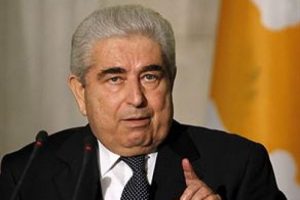 Kriz Rumlara el&ccedil;ilik kapattırdı