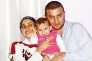 Sarılarak &ouml;ld&uuml;ler