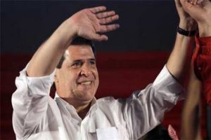 Paraguay'ın yeni lideri Cartes