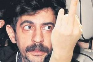 '&Ouml;rnek Baba' Okan Bay&uuml;lgen hareket &ccedil;ekti