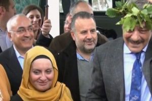 Kadir İnanır'a barış tacı