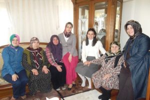 Yaşlı ziyaretleri sevindiriyor