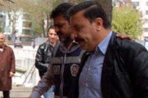 AK Parti'li danışmana r&uuml;şvetten su&ccedil;&uuml;st&uuml;