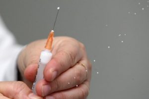 Aşı yapılmasaydı 14 bin kişi &ouml;lecekti