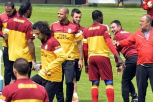 Terim'den rehavet uyarısı!