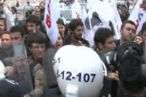 İstanbul &Uuml;niversitesi'nde 2. gerginlik