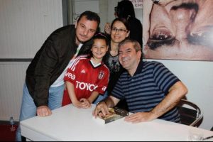 &Ouml;zdil'e kitap fuarında b&uuml;y&uuml;k ilgi