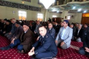 Emniyet m&uuml;d&uuml;rl&uuml;ğ&uuml;nden T&uuml;rk&ccedil;e K&uuml;rt&ccedil;e mevlit