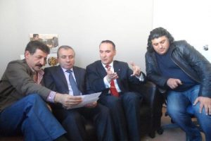 'Q&uuml;f&uuml;r' filmini durdurmak isterken kimliği deşifre oldu