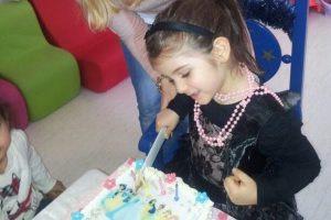 Ana okulu &ouml;ğrencisinin en mutlu g&uuml;n&uuml;