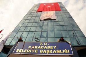 AK Parti'den ayrıldı ve...