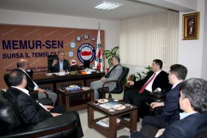 AK Parti h&uuml;k&uuml;meti ile kamuda engeller kaldırıldı
