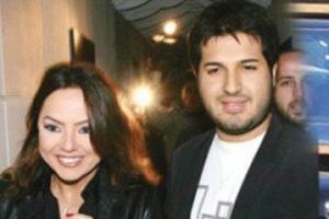 Ebru G&uuml;ndeş Rolls Royce'la nargileciye gitti