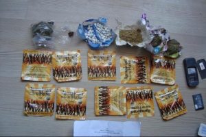 Cezaevinden izinli &ccedil;ıktı uyuşturucu ile yakalandı