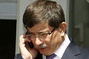 Davutoğlu'ndan İstanbul S&uuml;ryani Metropoliti'ne telefon