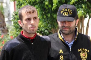 Hırsızlar kameraya yakalandı