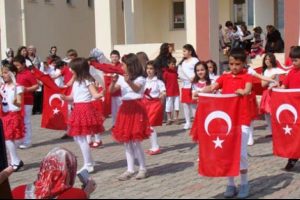 Kayapa'da 23 Nisan coşkuyla kutlandı