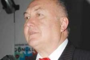 Deprem uzmanı yıkıldı