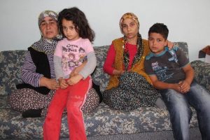 Taliban tarafından ka&ccedil;ırılan T&uuml;rk iş&ccedil;inin ailesi perişan