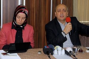 "Herkese eşit mesafede olan devlete ge&ccedil;meliyiz"
