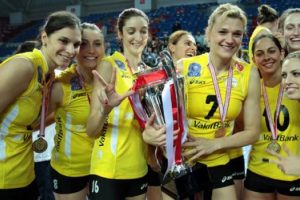 Vakıfbank'ta şampiyonluk kutlaması!