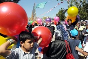 Rekor denemesini izdiham vurdu