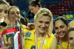 Glinka voleybolu bıraktı