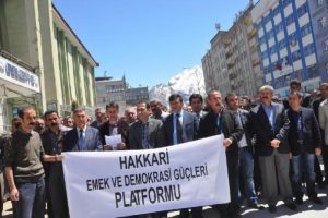 A&ccedil;lık grevine Hakkari'den destek