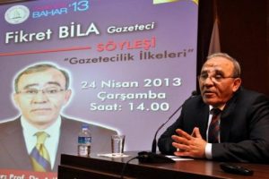 Fikret Bila &uuml;niversitelilerle buluştu