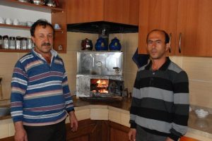 Odun ateşinde &ccedil;ay keyfi