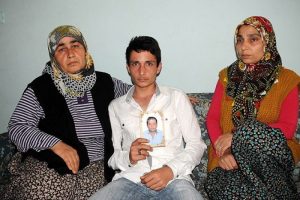 Endişeli bekleyiş s&uuml;r&uuml;yor