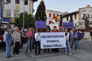 Kadına şiddete protesto